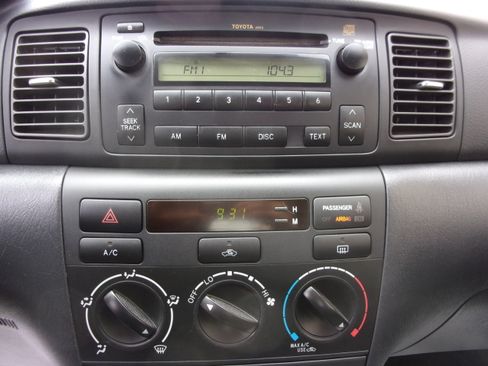 Used 2006 Toyota Corolla S image 10