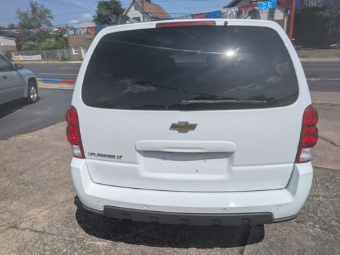 Used 2008 Chevrolet Uplander LT image 3