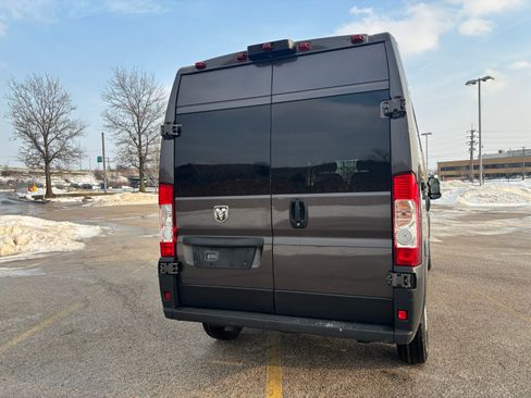 Used 2021 RAM ProMaster 2500 image 5