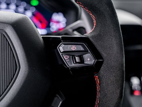 Used 2023 Lamborghini Huracan STO image 14