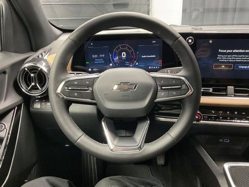 New 2026 Chevrolet Equinox ACTIV image 16
