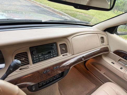 Used 2007 Mercury Grand Marquis LS RWD image 70