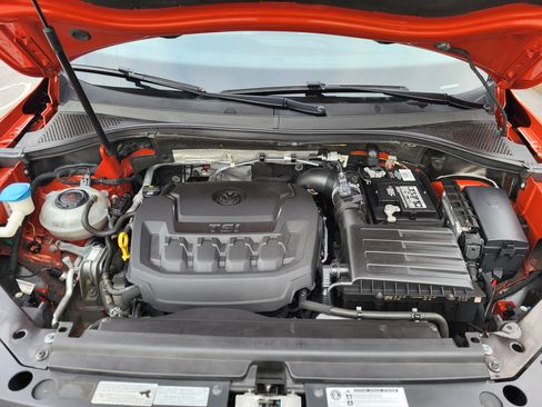 Used 2019 Volkswagen Tiguan SE image 9