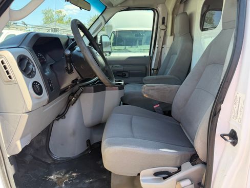 Used 2016 Ford E-350 and Econoline 350 Super Duty RWD image 11