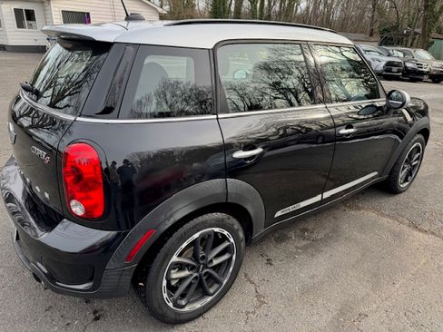 Used 2016 MINI Cooper Countryman S image 3