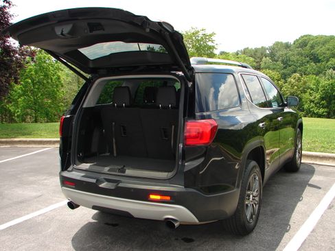 Used 2019 GMC Acadia AWD SLT w/ SLT-1 image 9