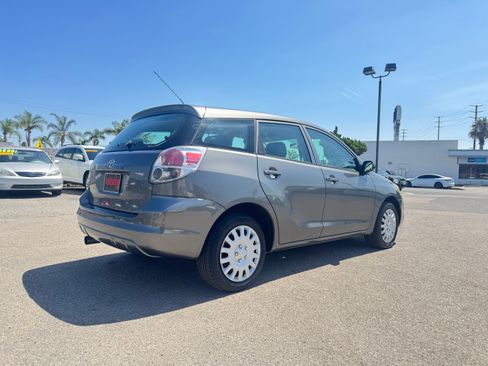 Used 2007 Toyota Matrix UNAVAIL FWD image 9