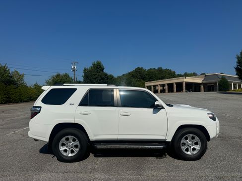 Used 2021 Toyota 4Runner 2WD SR5 image 3