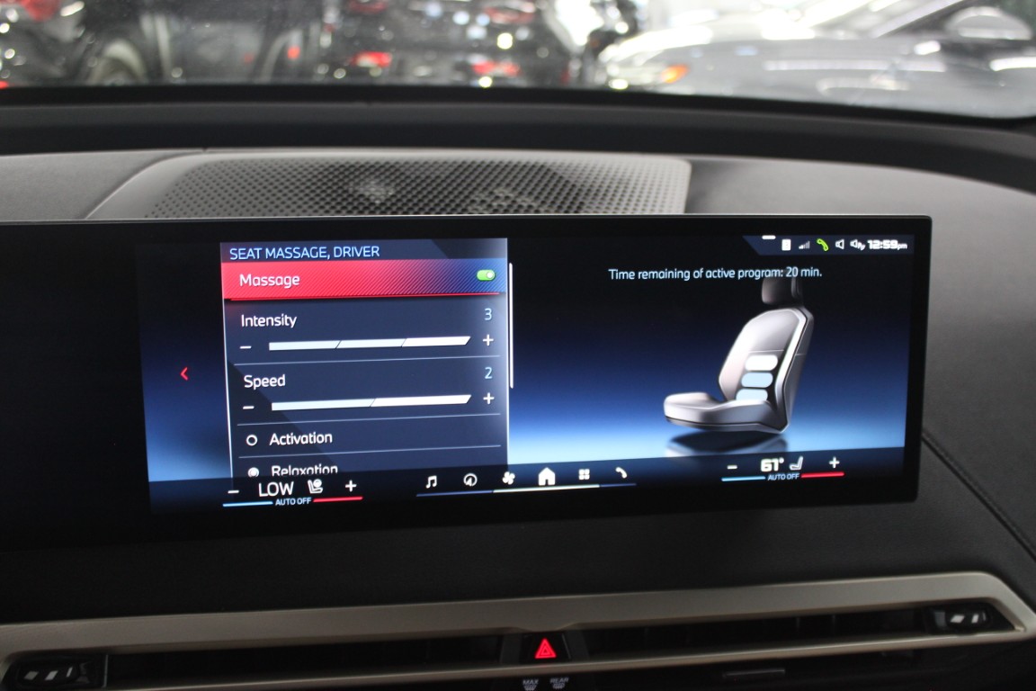 Used 2024 BMW iX M60 AWD/4WD image 27