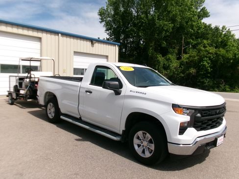 Used 2025 Chevrolet Silverado 1500 2WD Regular Cab W/T image 2