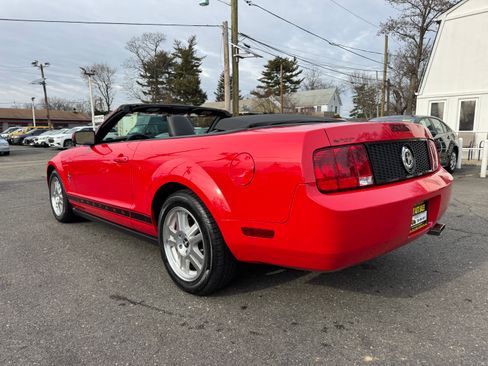 Used 2007 Ford Mustang Premium image 34