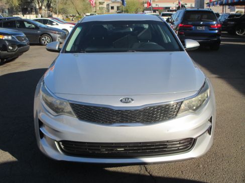 Used 2018 Kia Optima LX image 13