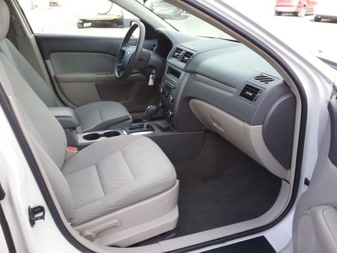 Used 2012 Ford Fusion S image 8
