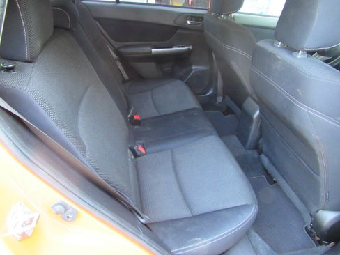 Used 2015 Subaru XV Crosstrek 2.0i Premium AWD/4WD image 15