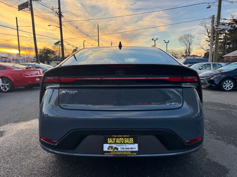 Used 2024 Toyota Prius LE image 23