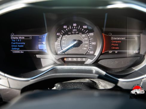 Used 2016 Ford Fusion Titanium image 8