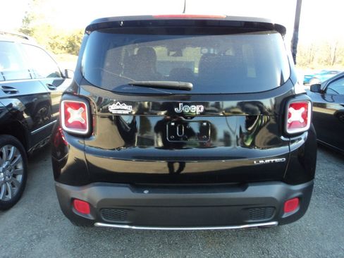 Used 2016 Jeep Renegade Limited image 16