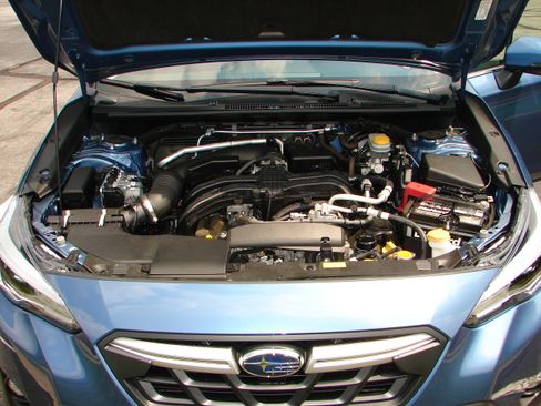 Used 2021 Subaru Crosstrek 2.5i Limited AWD/4WD image 3
