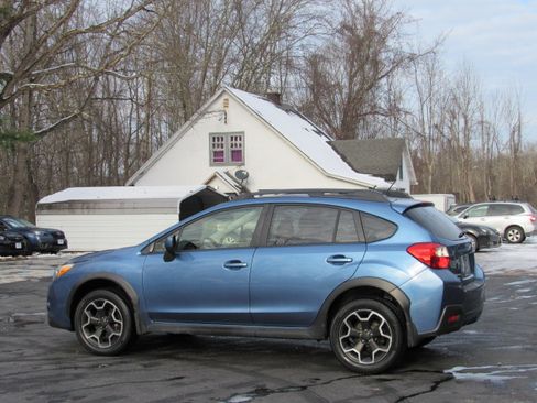Used 2014 Subaru XV Crosstrek 2.0i Premium image 6