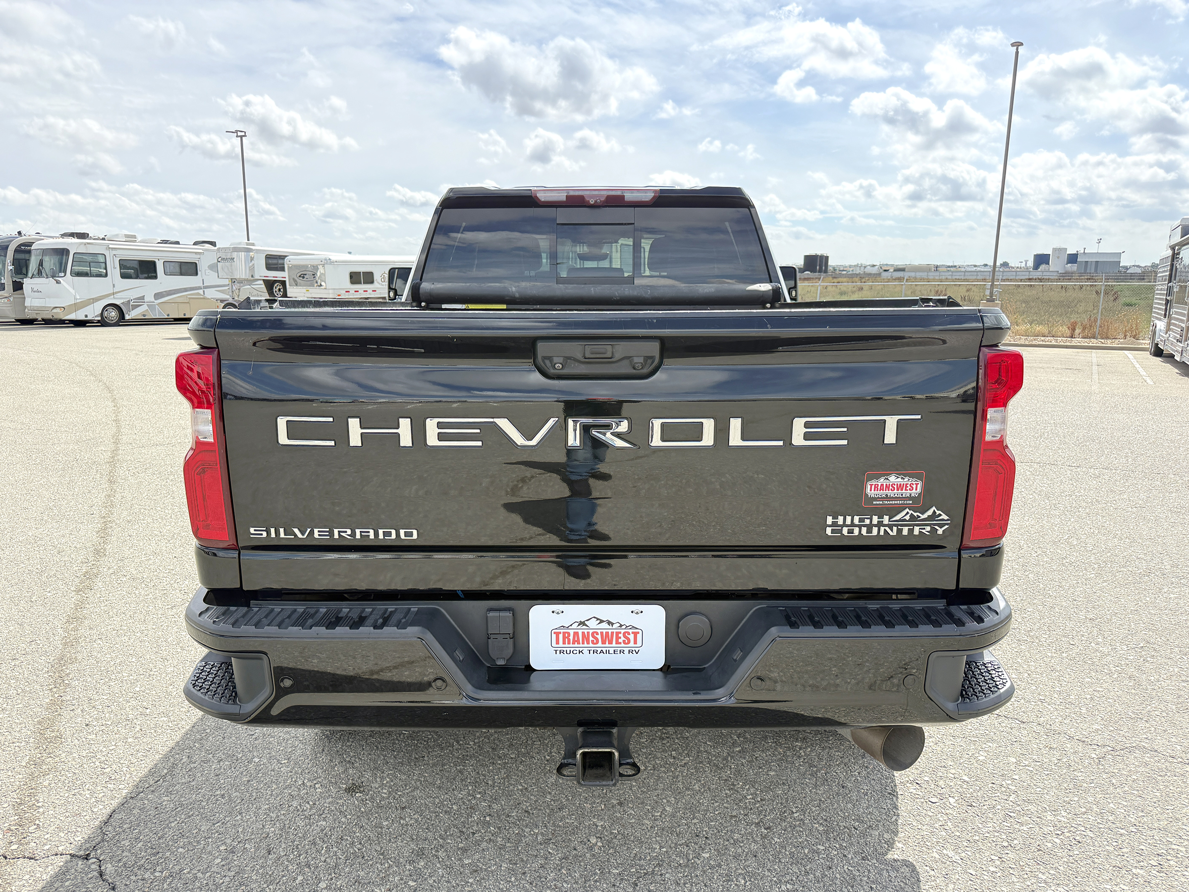 Used 2020 Chevrolet Silverado 3500 4x4 Crew Cab High Country image 6