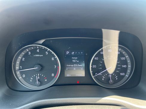 Used 2018 Hyundai Elantra Sedan FWD image 10