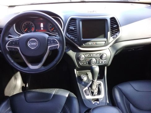 Used 2015 Jeep Cherokee Limited image 5