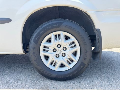 Used 2002 Dodge Grand Caravan Sport FWD image 15