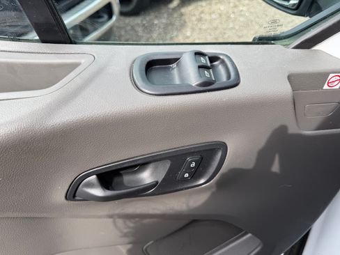 Used 2020 Ford Transit 150 image 12