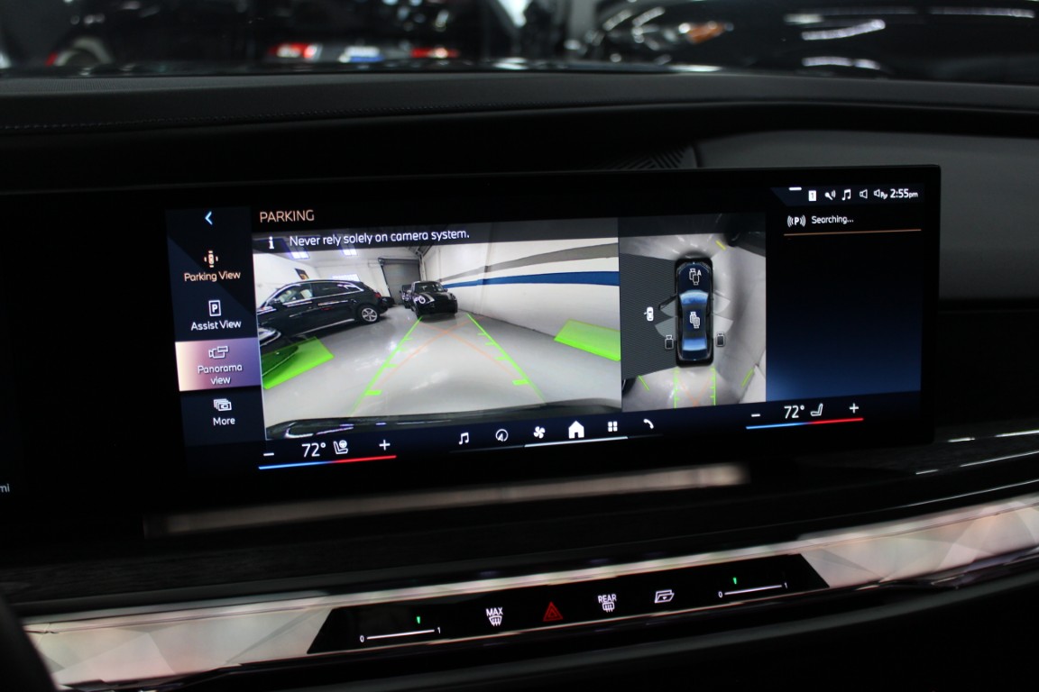Used 2024 BMW i7 eDrive50 RWD image 38