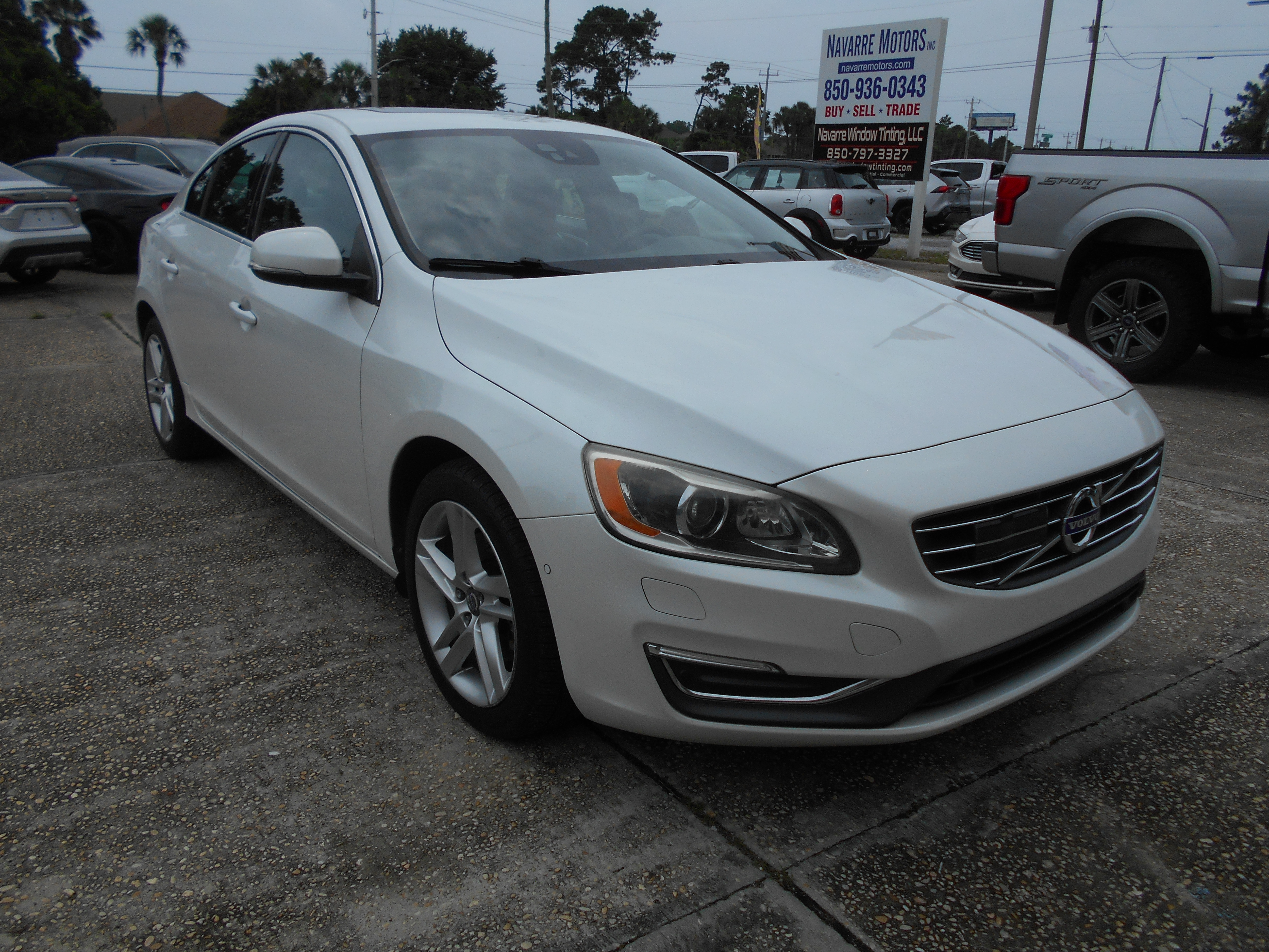 Used 2015 Volvo S60 T5 Platinum FWD image 3