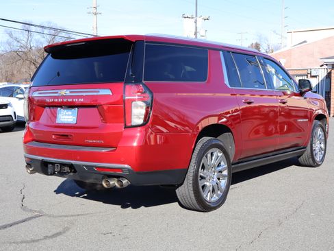 Used 2021 Chevrolet Suburban Premier image 8
