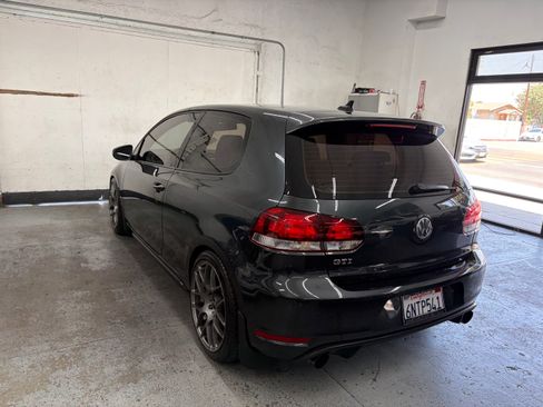 Used 2010 Volkswagen GTI 2-Door FWD image 6