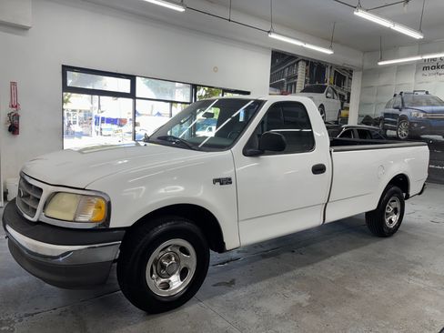 Used 2003 Ford F150 XL image 2