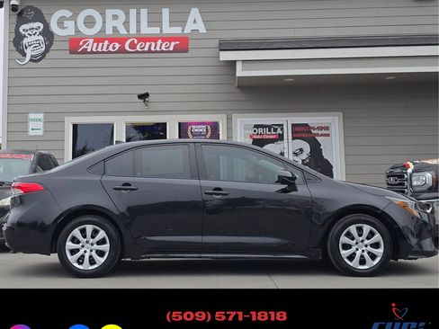 Used 2022 Toyota Corolla LE image 8