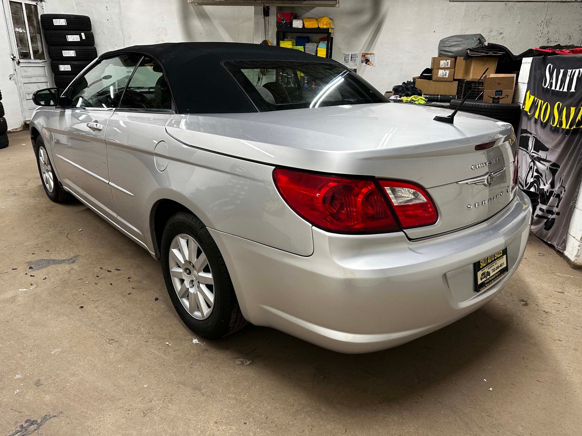 Used 2009 Chrysler Sebring LX FWD image 44
