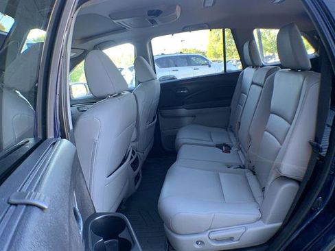 Used 2019 Honda Pilot Touring image 23