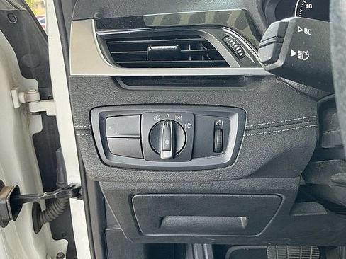 Used 2020 BMW X1 sDrive28i FWD image 18