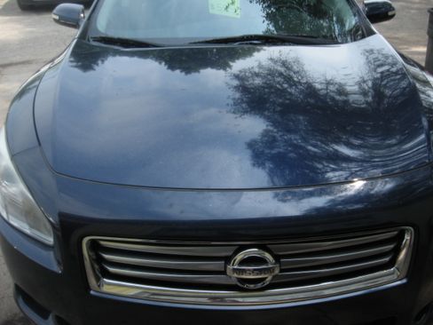 Used 2014 Nissan Maxima SV FWD image 2