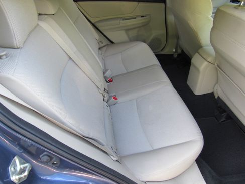 Used 2013 Subaru XV Crosstrek 2.0i Premium AWD/4WD image 19
