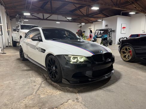 Used 2011 BMW M3 image 7