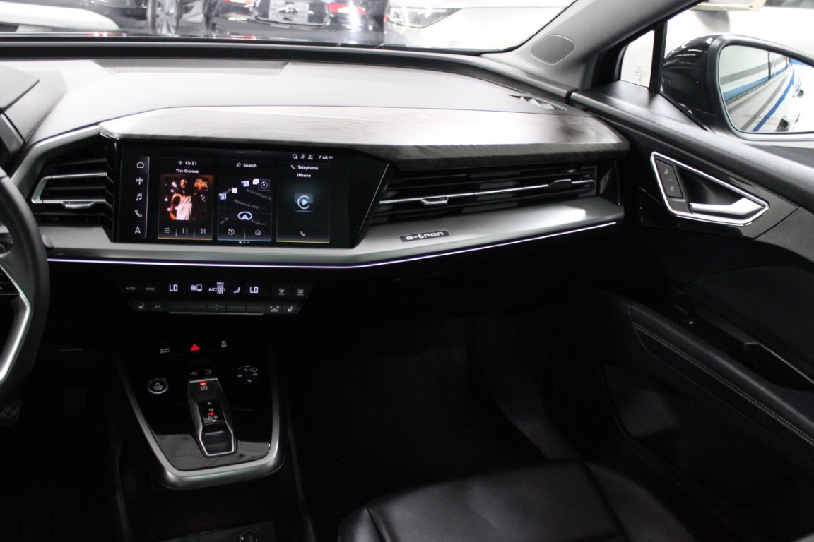 Used 2025 Audi Q4 e-tron Premium RWD image 36
