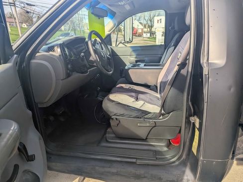 Used 2007 GMC Sierra 3500 image 7