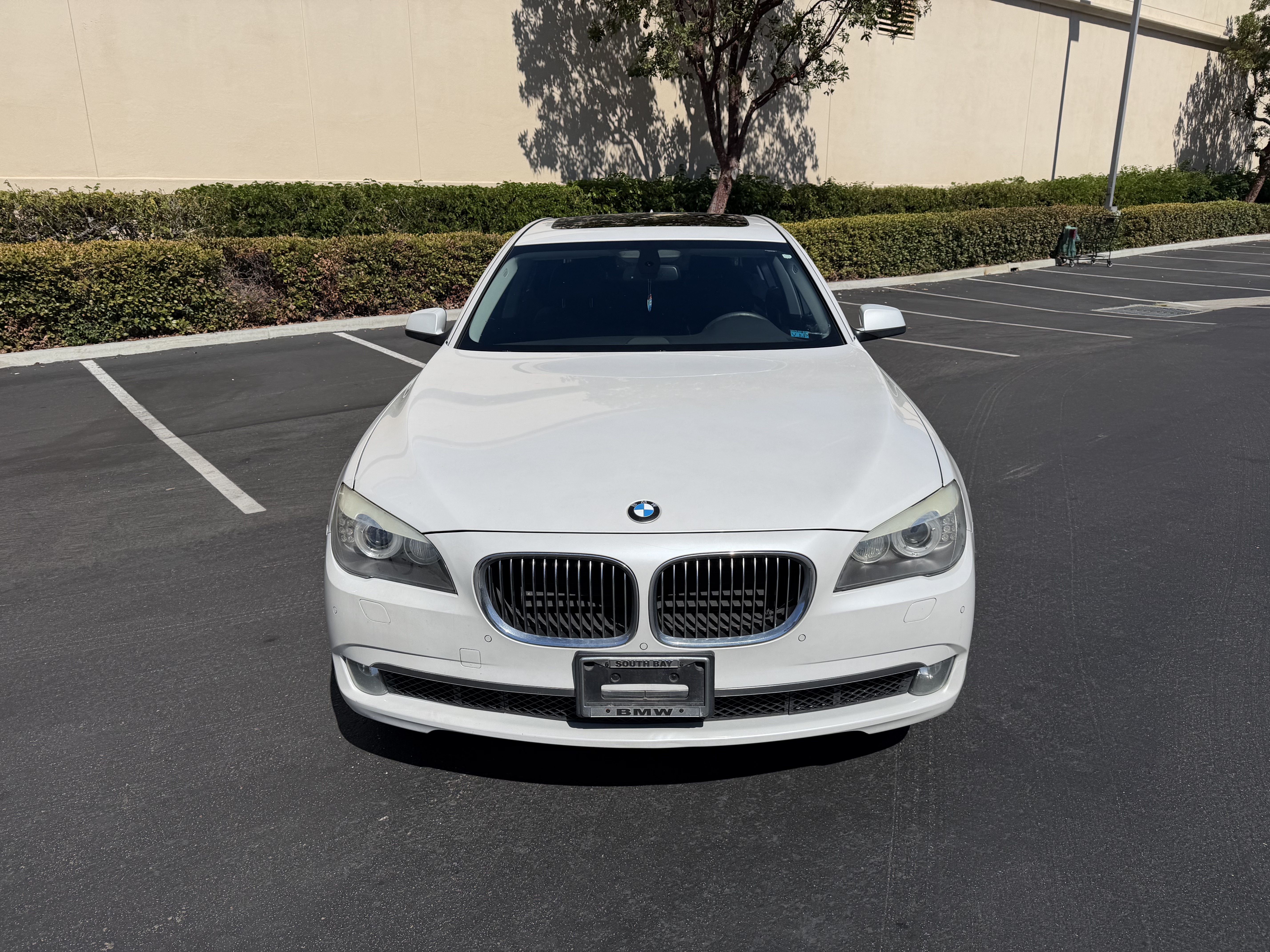Used 2011 BMW 740Li RWD image 2