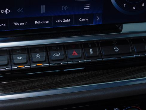 Used 2024 Chevrolet Silverado 1500 LT Trail Boss image 37