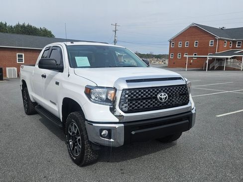 Used 2016 Toyota Tundra SR5 image 6
