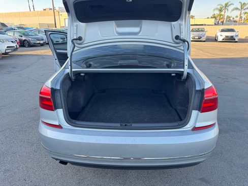 Used 2016 Volkswagen Passat 1.8T S image 24