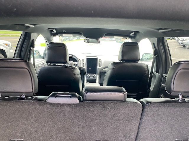 Used 2022 Ford Edge AWD ST image 14