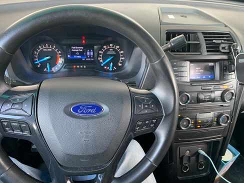 Used 2016 Ford Explorer 4WD Police Interceptor image 9