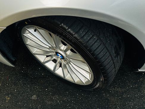 Used 2011 BMW 535i image 36