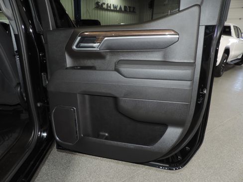 Used 2026 Chevrolet Silverado 1500 RST image 33